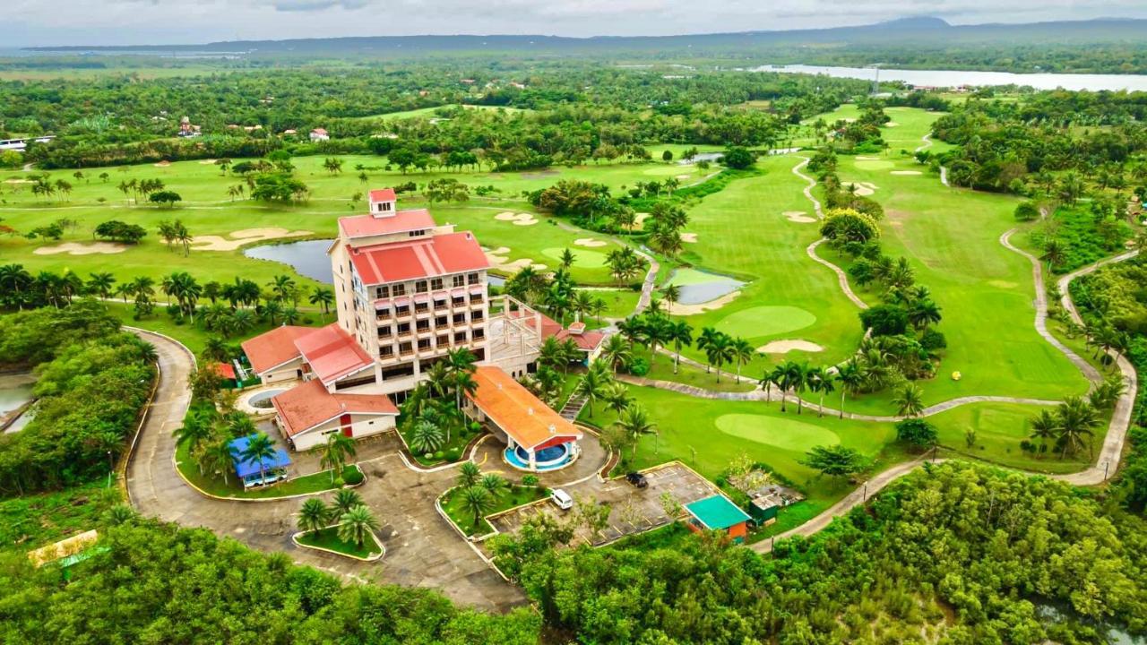 Queens Island Golf And Resort Medellin Eksteriør bilde