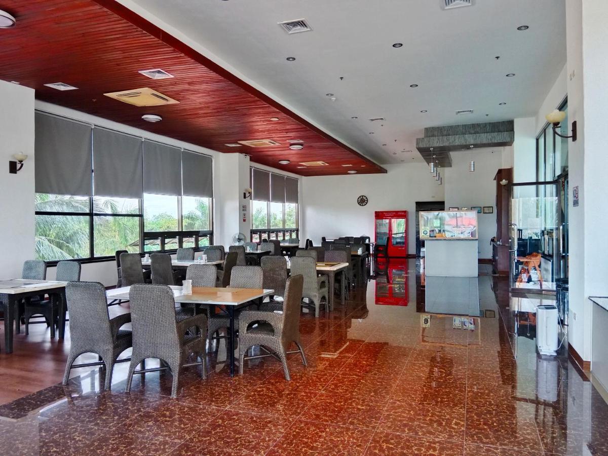 Queens Island Golf And Resort Medellin Eksteriør bilde